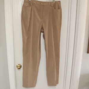 Chadwicks Classic Tan Women's Pants. Soft. 16